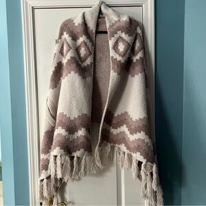 Barefoot dreams cape